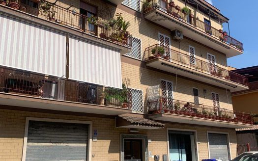 appartamento luminoso al primo piano