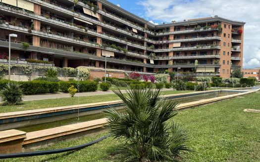 Fiumicino Parco Leonardo luminoso